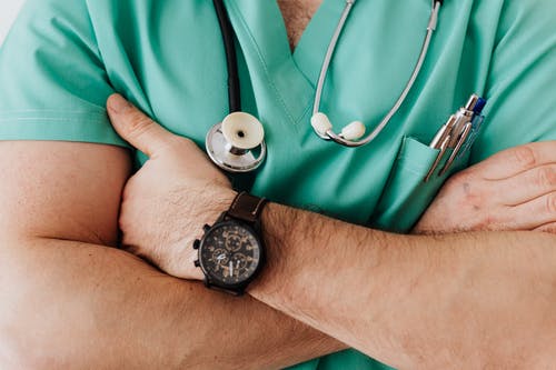 Advantages of Home Health Care Over Hospital Care
